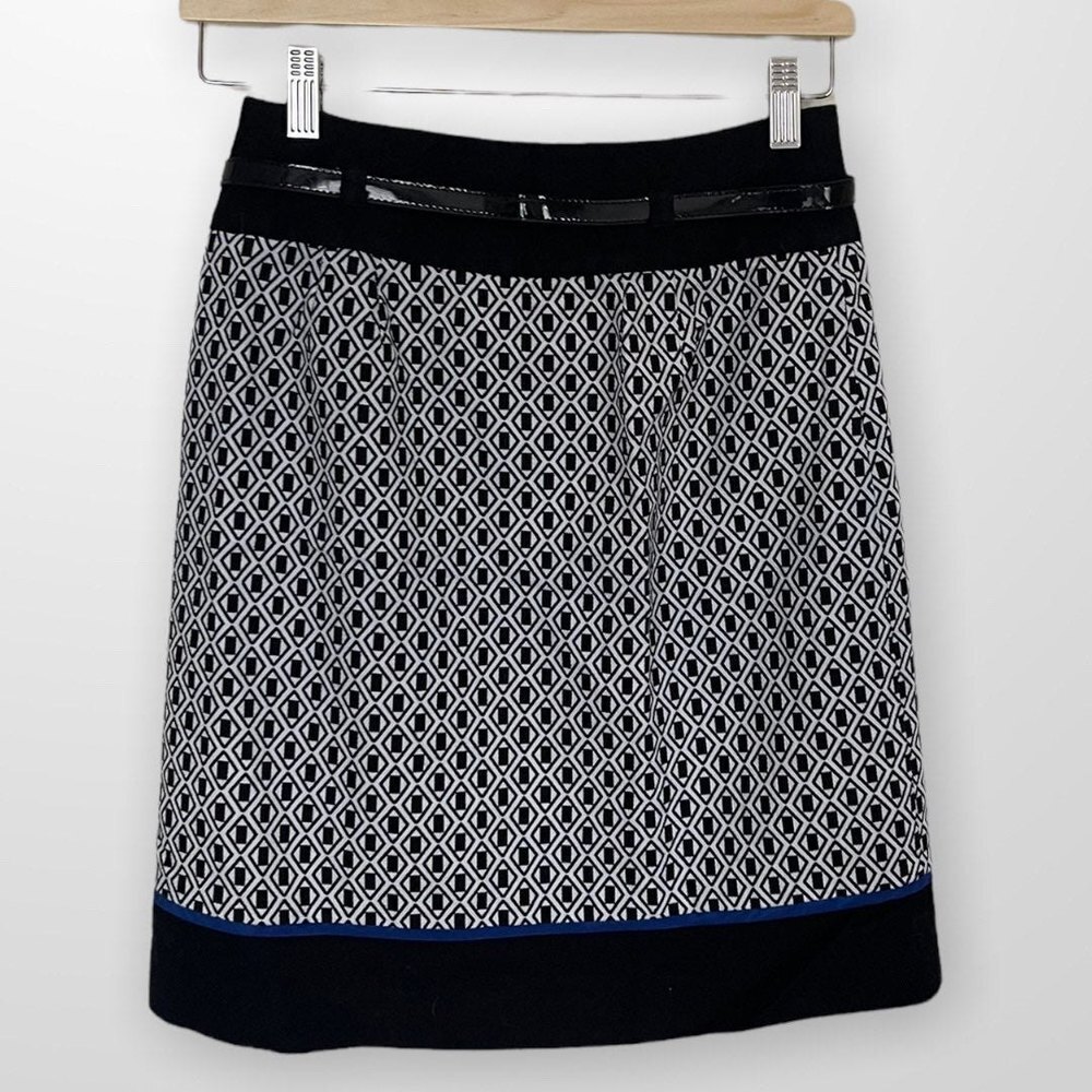 Ann Taylor Geometric Pencil Skirt A-Line Size 2